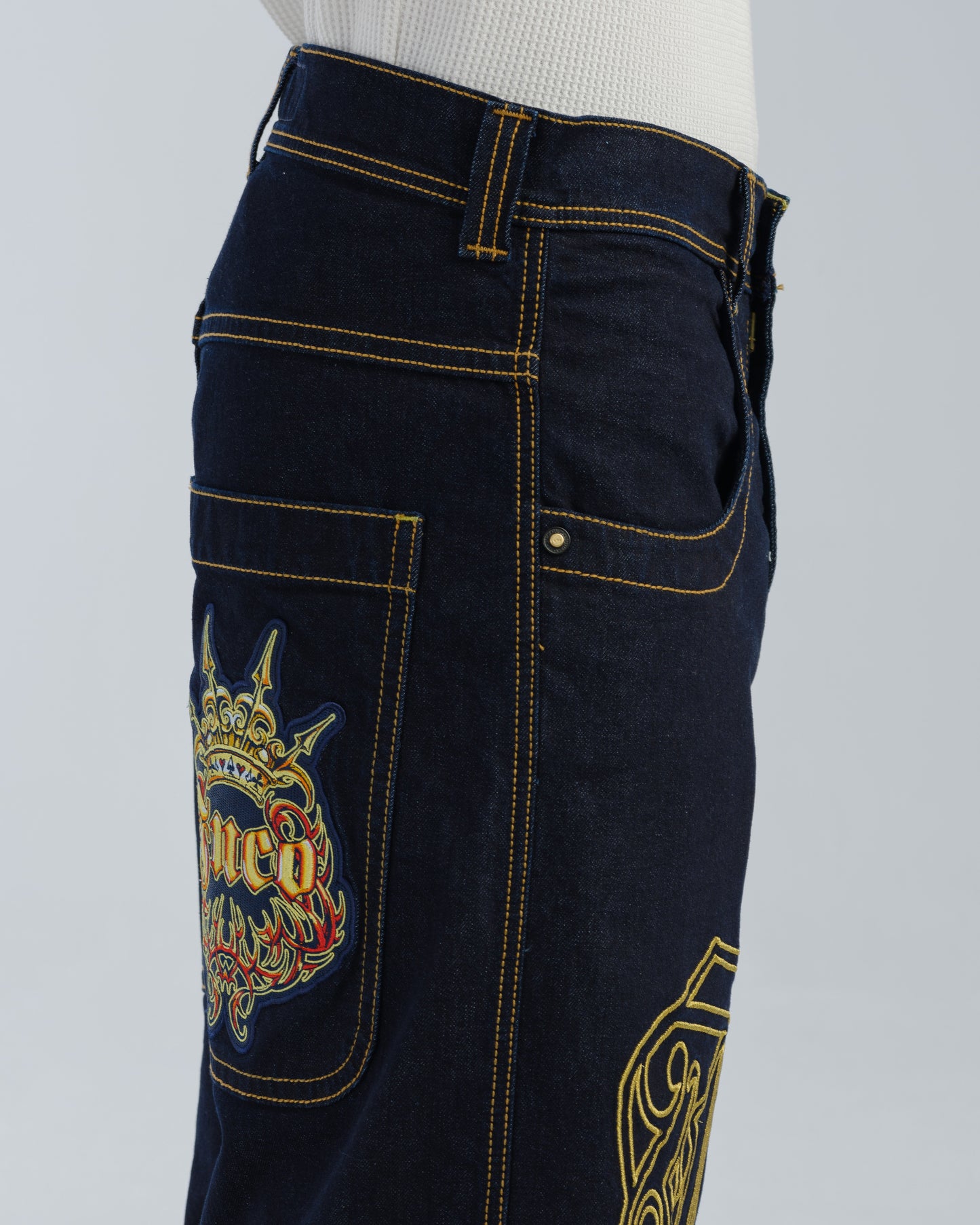 1101 Royal Twin. 26". Dark Indigo.