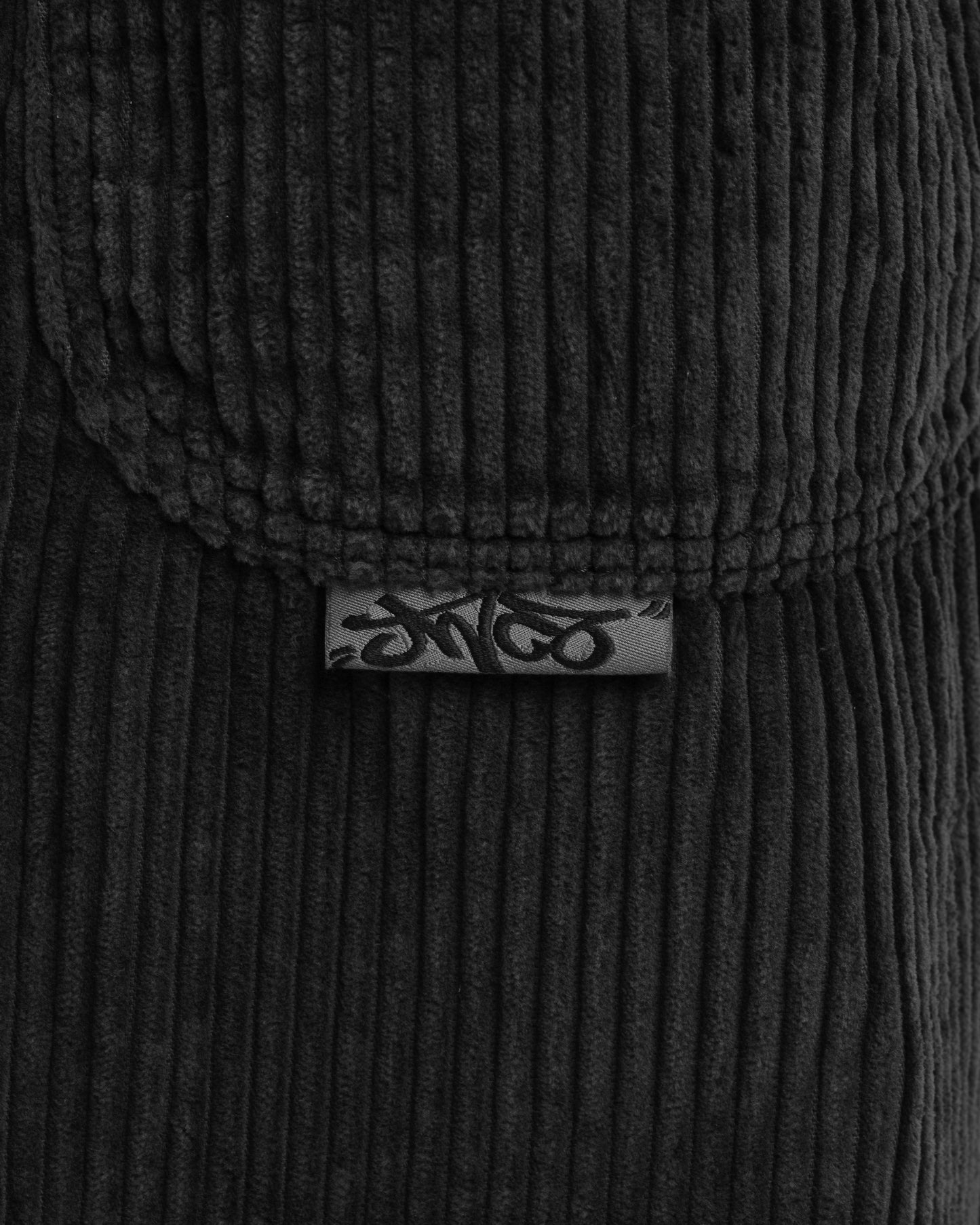 101 Twin Cannon. 26". 4 Wale Corduroy. Magnet.