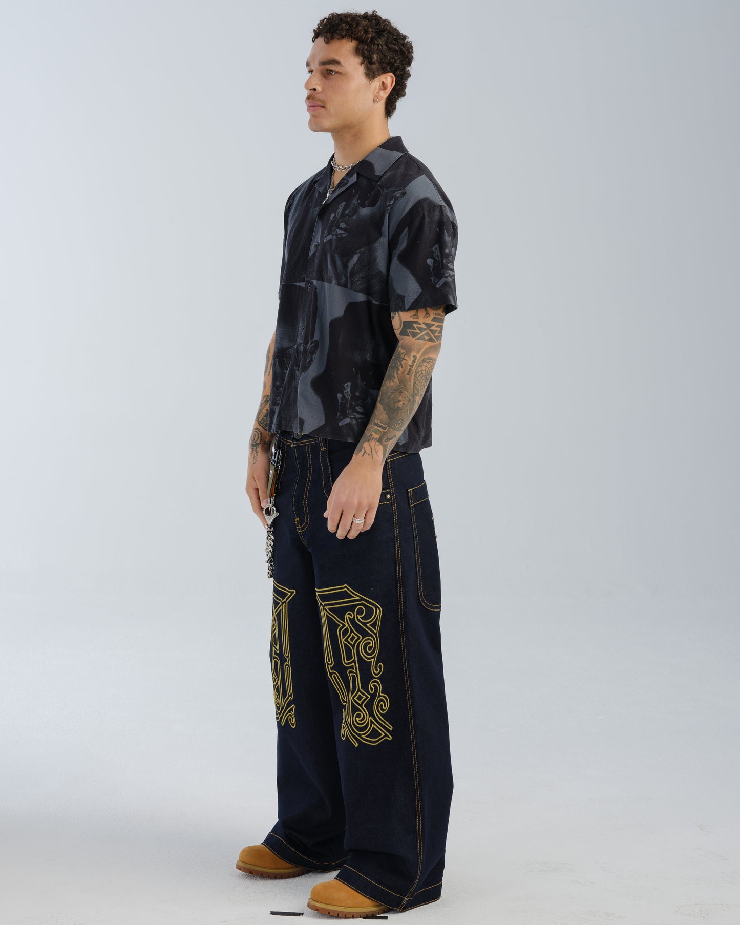 1101 Royal Twin. 26". Dark Indigo.