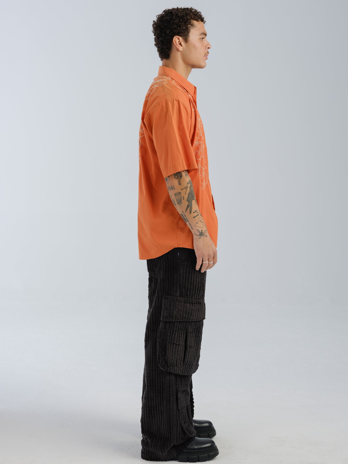 Legacy. 24". 2 Wale Corduroy. Black.