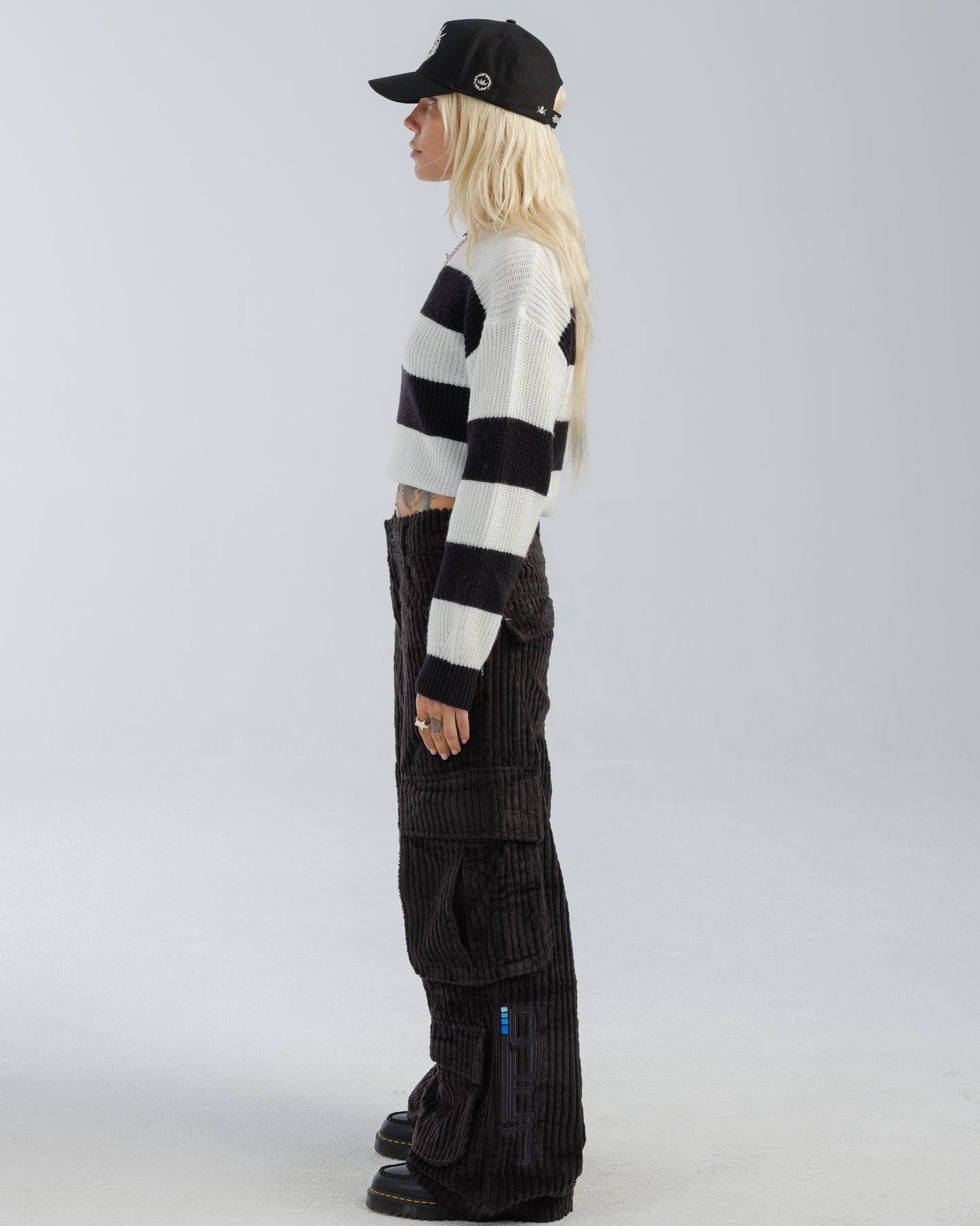W Legacy. 24". 2 Wale Corduroy. Black.